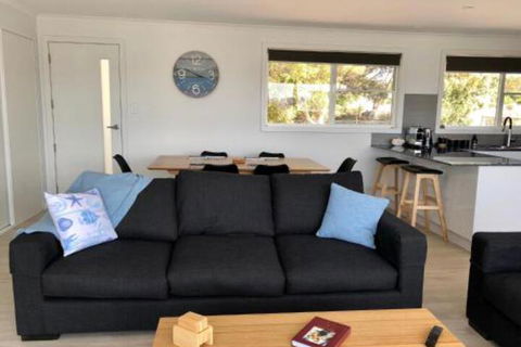 BINALONG BRAE At Bay Of Fires Two Bedroom Both With Ensuites - Travel Search 6