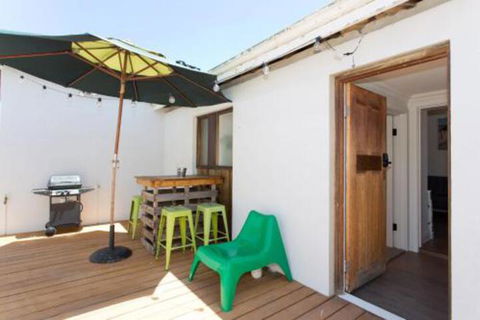 Emu At White Gum Lodge - Travel Search 3