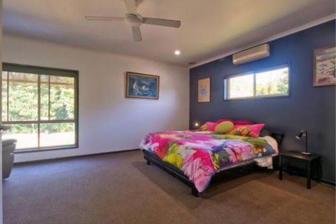 Sandy Feet Retreat Hervey Bay - Travel Agents 3
