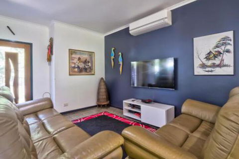 Sandy Feet Retreat Hervey Bay - Travel Agents 2