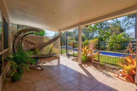 Sandy Feet Retreat Hervey Bay - Travel Agents 0