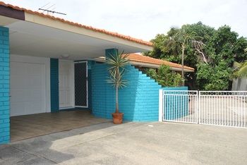 Beachside Grove - Travel Agents 1