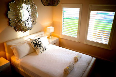 Cottesloe Sakura Blue Apartment - Travel Search 0