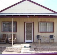 Aussie Bacon  Eggs Cottages - Travel Search
