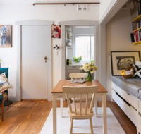 Beautiful Lush  Green Oasis Studio Apartment - Cruises Travel