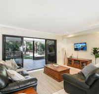 Home Away From Home 38 Redwood Avenue Marcus Beach Noosa Area - Travel Search