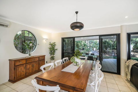 Home Away From Home, 38 Redwood Avenue, Marcus Beach, Noosa Area - Travel Search 2