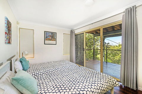 Blue Haven - 7 Egret Street - Travel Search 2