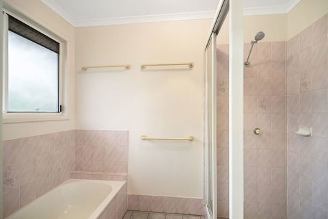 Beach Affair - 10 Callitris Crescent - Travel Search 5