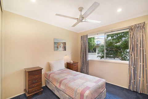 Beach Affair - 10 Callitris Crescent - Travel Search 7
