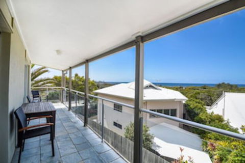 Unit 3 At 4 Pelican Street, Peregian Beach, Noosa Shire - Travel Search 0