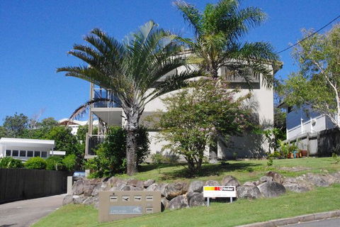 Unit 3 At 4 Pelican Street, Peregian Beach, Noosa Shire - Travel Search 1