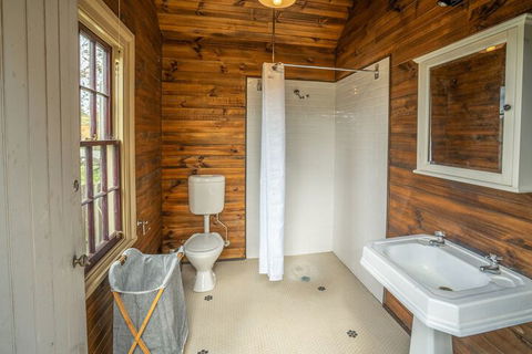 Post Office Residence - Travel Search 3