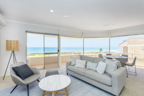 Cottesloe Ocean View House - Travel Search 0