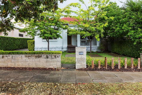 North Cottesloe Cottage - Travel Search 1