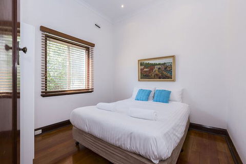 North Cottesloe Cottage - Travel Search 7