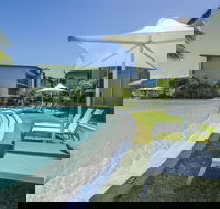 Blue on Blue Apartment 815