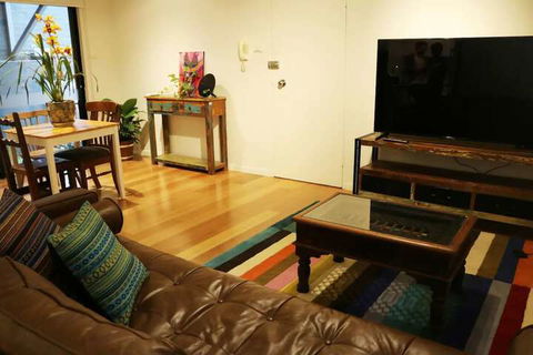 Erko Home In The Middle Of The Action With Parking - Travel Agents 6