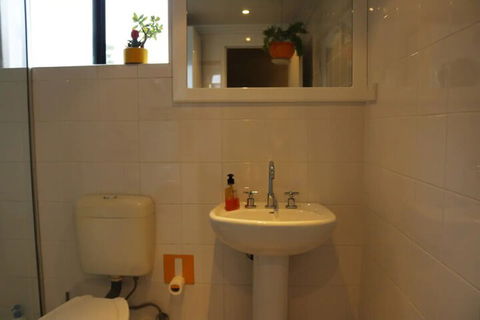 Erko Home In The Middle Of The Action With Parking - Travel Agents 5