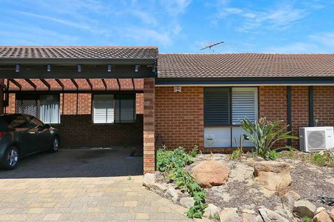 Safe & Secure 2 Bedroom Villa - Travel Agents 2