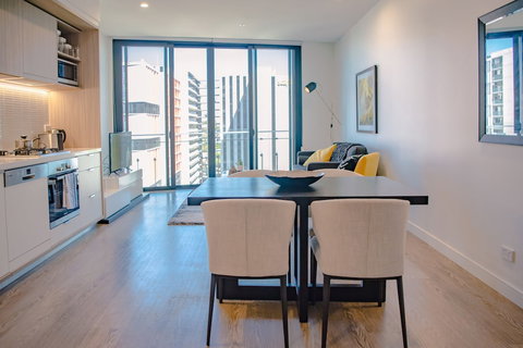 Airtrip Apartment On Tribune St - Travel Agents 1