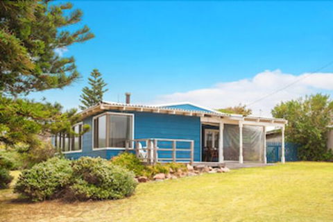 Storm Bay Cottage - Cruises Travel 0