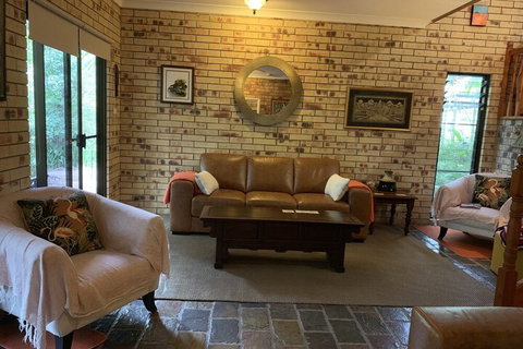 Avalon - Travel Search 4