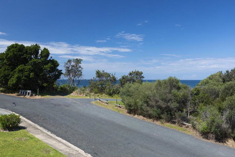 Ocean Crest 10 - Travel Agents 1