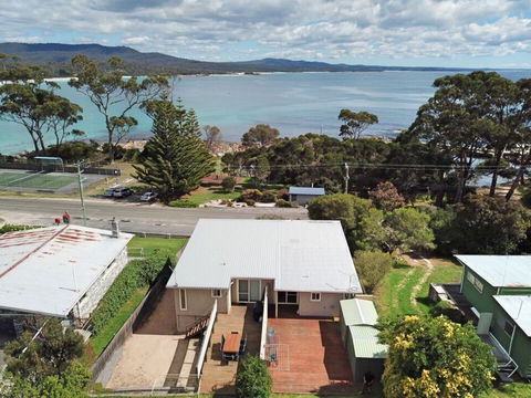 Quarterdeck Apartment - Travel Search 1