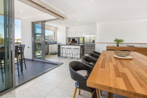 CASABLANCA DROMANA - Tourism Guide 1