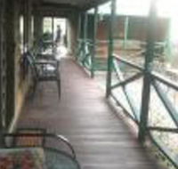 4 Bears Motel
