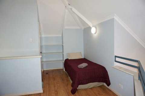 Osprey Holiday Village Unit 122 / 2 Bedroom - Travel Agents 0