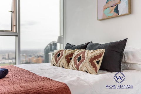 WOW Apartment On Swanston - Tourism Guide 3