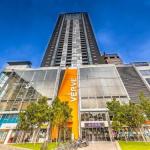 WOW Apartment On Swanston - Tourism Guide 0