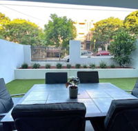 Ascot Apartments - Cruises Travel