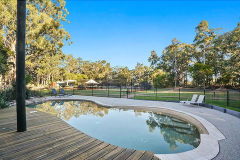The Retreat Lodge - Travel Search 1