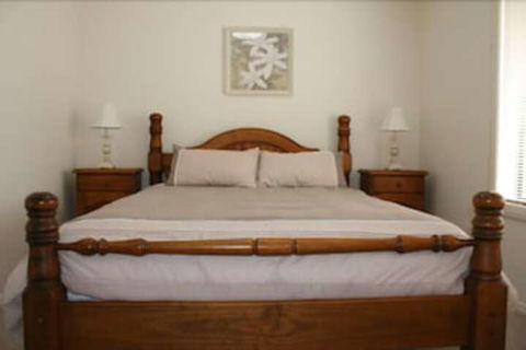 Breakaway Apartments - Tourism Guide 5