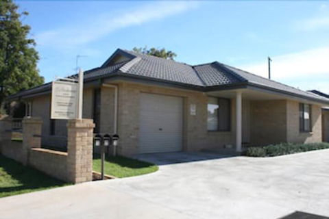 Breakaway Apartments - Tourism Guide 0