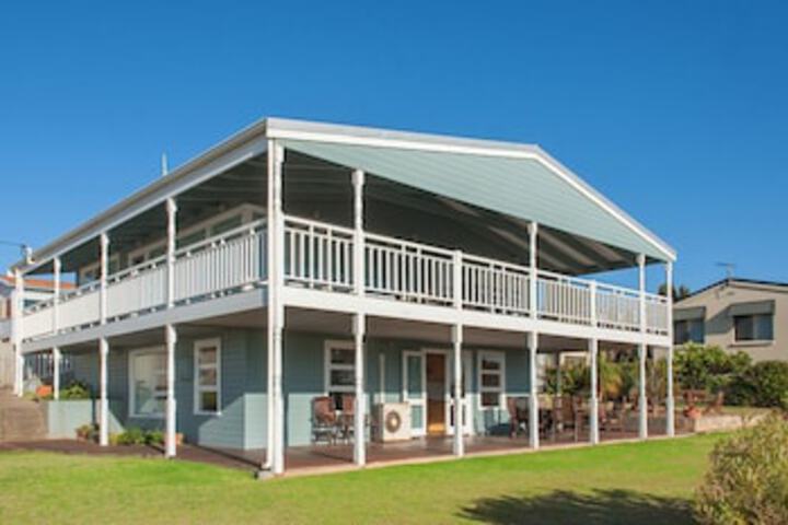 Leeuwin WA Cruises Travel