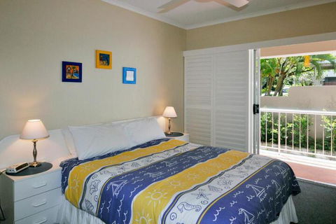 Bright & Comfortable In Quiet Location - Travel Search 3