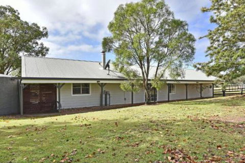 Malolo Park Farmstay In The Watagans Serenity - Travel Agents 6