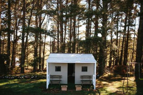 The Loch An Idyllic Country Escape - Tourism Guide 2