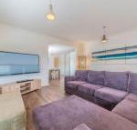 5B Genesta St. Cowes - Travel Agents