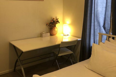 Apple House - Travel Agents 5