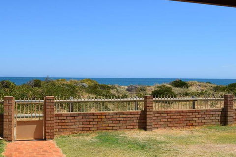 Watersun Beach House - Cruises Travel 7