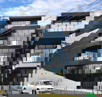 Caulfield North Executive - Tourism Guide