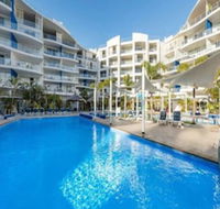 2 BDR / Apt / Foxtel / WiFi / Pool / parking / Spa / Hervey Bay - Travel Search