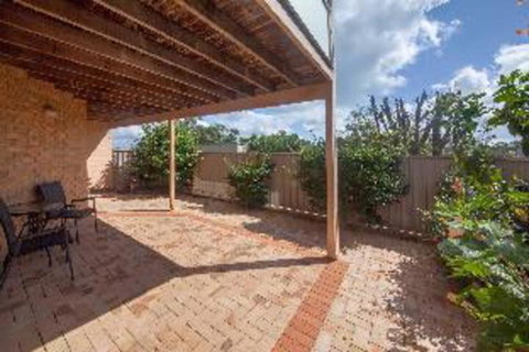 3 Bedroom Villa Moy At Nelson Bay 2 / 30 Thurlow Avenue FREE WIFI - Travel Agents 3