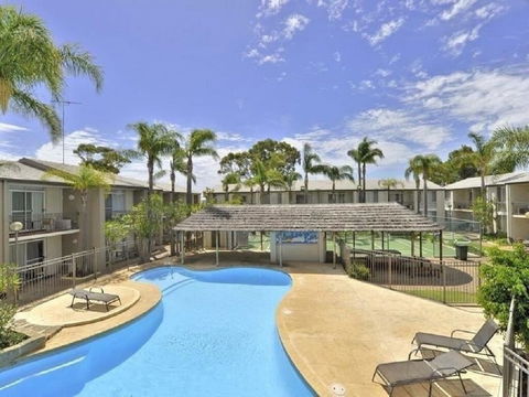 Resort Serviced Apartments - Mandurah - Cruises Travel 2
