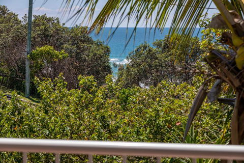 Sun Sand & Surf Sunrise Beach - Travel Search 5